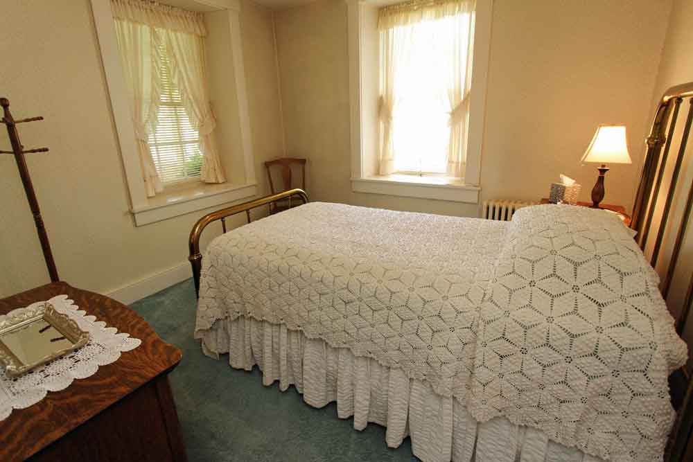 Lancaster PA Farmstay at Meadow View K Farm Guest House